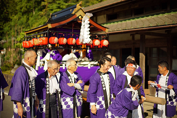 笹尾の囃子曳山